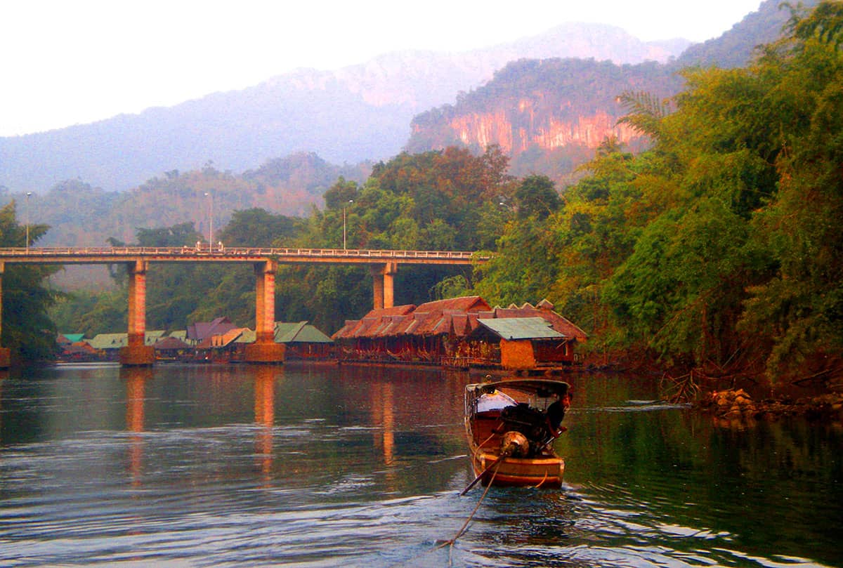 Экскурсия на реку Квай из Паттайи в Тайланде