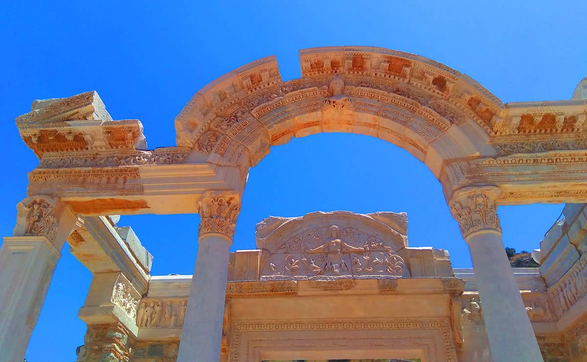 Величественный древний город Эфес в Турции