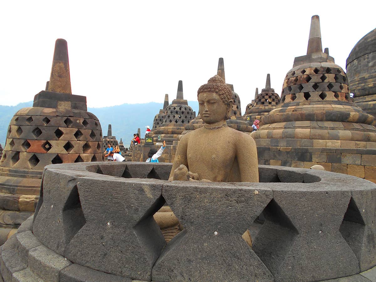 Храм Боробудур в Индонезии