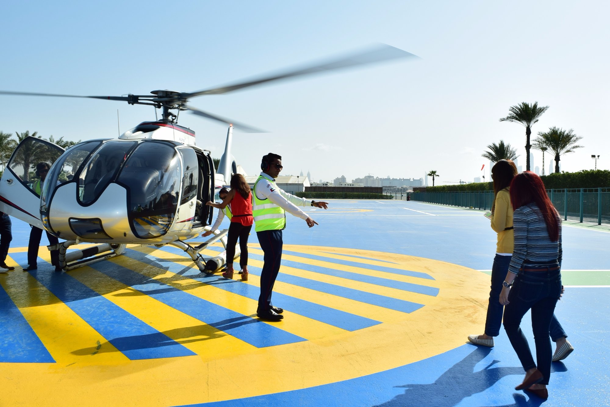 Вертолетные трансферы в Куршевеле и частные панорамные туры
