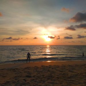 Закат на Кароне