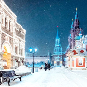 Куда поехать зимой в России