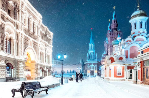 Куда поехать зимой в России