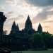 Los templos antiguos de Camboya: Les temples anciens du Cambodge, un viaje entre piedra, mito y selva