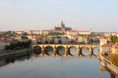 Prag: Die goldene Stadt an der Moldau — Un viaje que te atrapa desde el primer paso