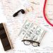 Cómo gestionar tu dinero y finanzas mientras viajas: la guía práctica para viajeros inteligentes