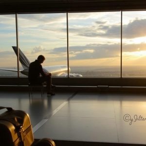 Cómo lidiar con la ansiedad y el estrés de viajar: guía práctica, humana y tranquilizadora