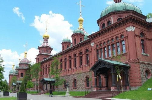 Псков: путешествие в город крепостей, куполов и тихой реки